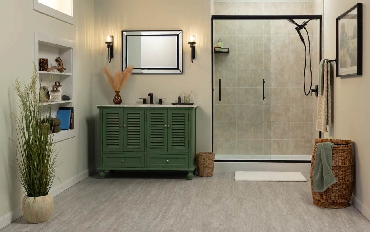 Travertine-look shower walls with a brushed nickel shower system